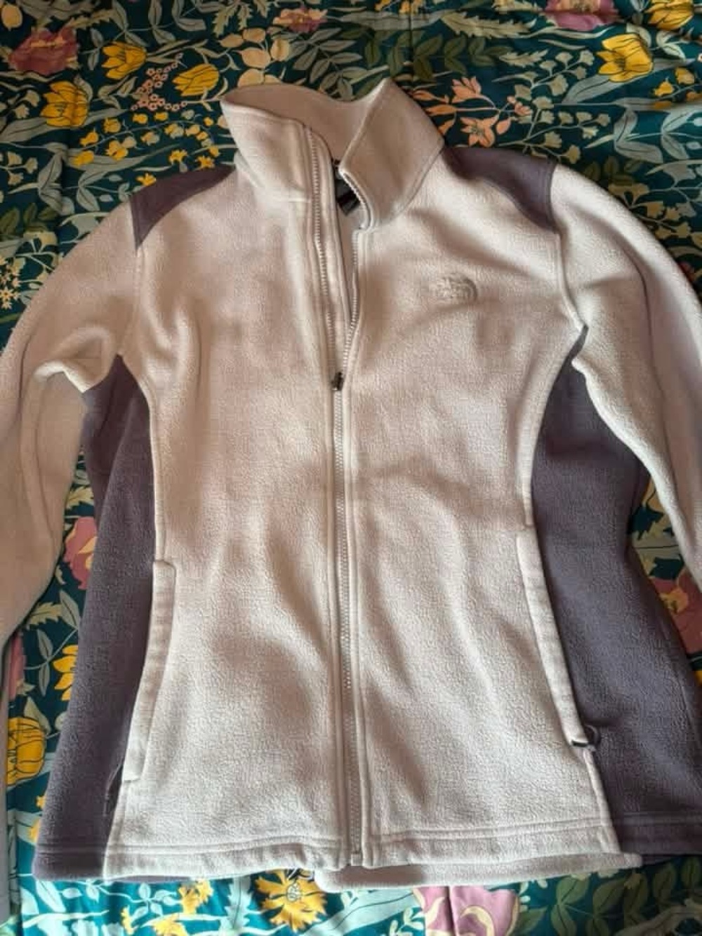 The North Face Women's Two-Tone Fleece Jacket - Light Beige and Dark Gray